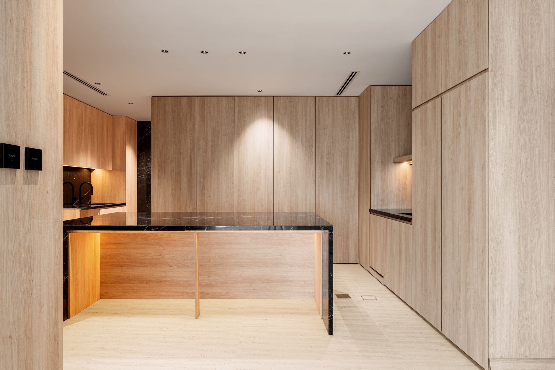 Island Kitchen — Teak